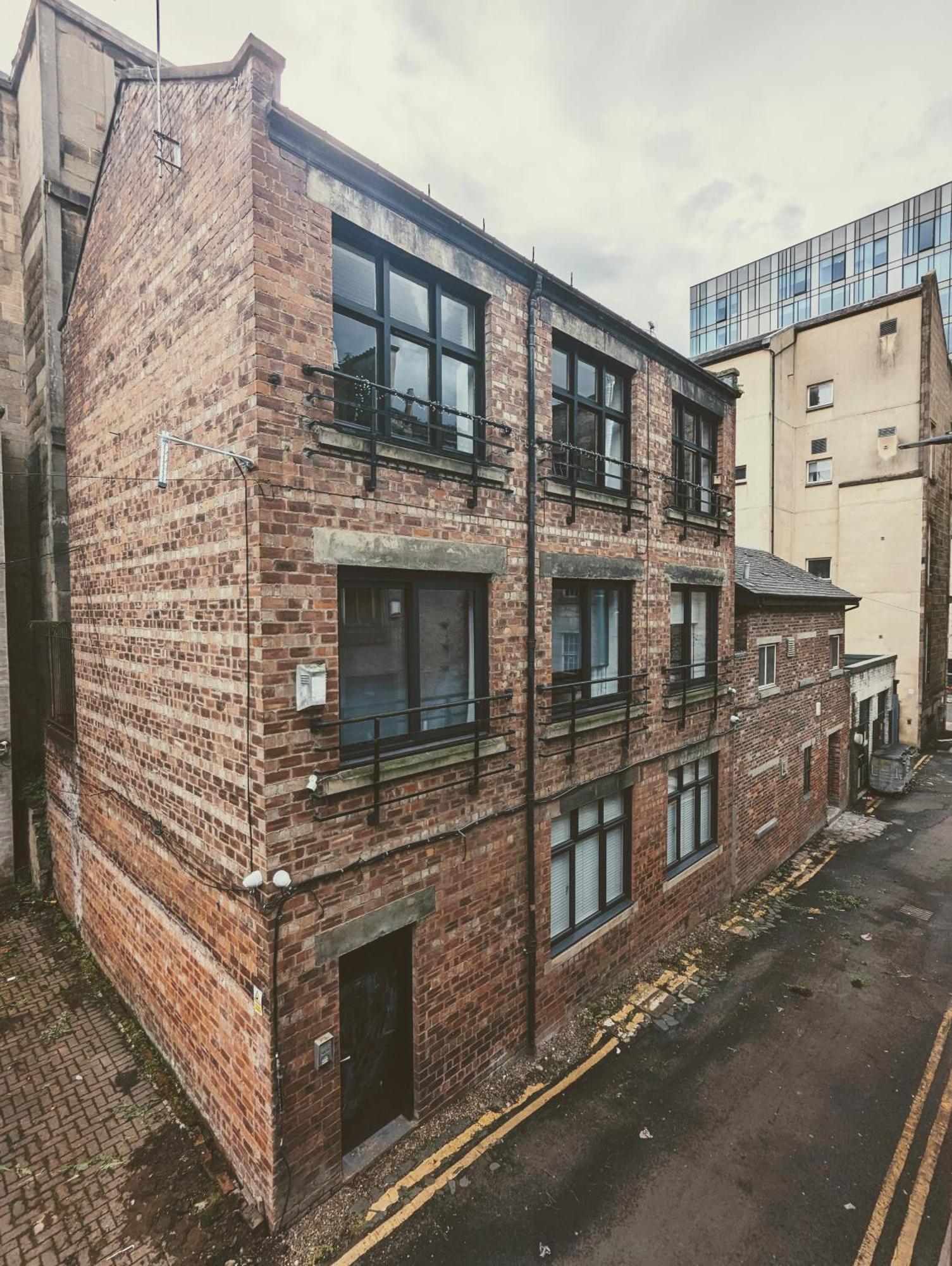 One The Mews Leilighet Glasgow Eksteriør bilde